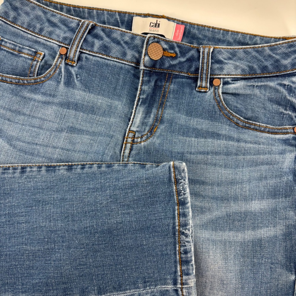 Cabi Slim Boyfriend Jeans Women Size 2 Blue Medium Wash Distressed 3562‎ Casual